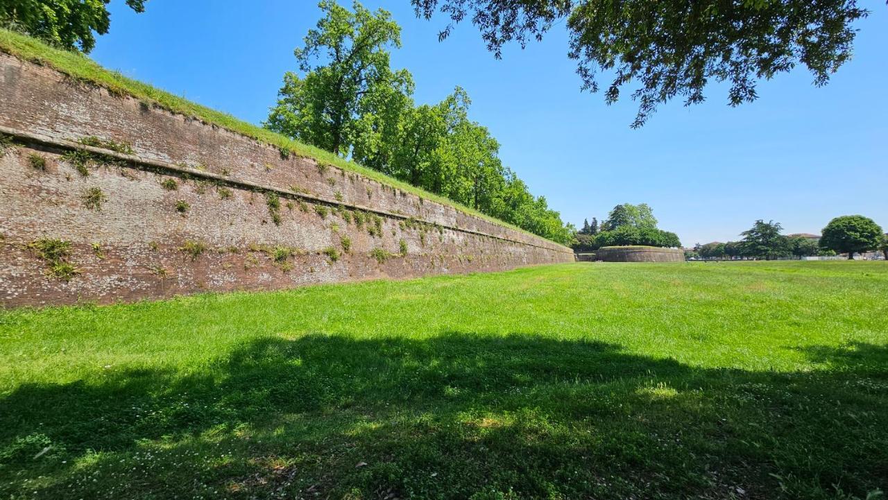 Lucca Walls Dream - Air Cond - Wi-Fi - Panoramic In Front Of The Historical Walls - Exteriér fotografie