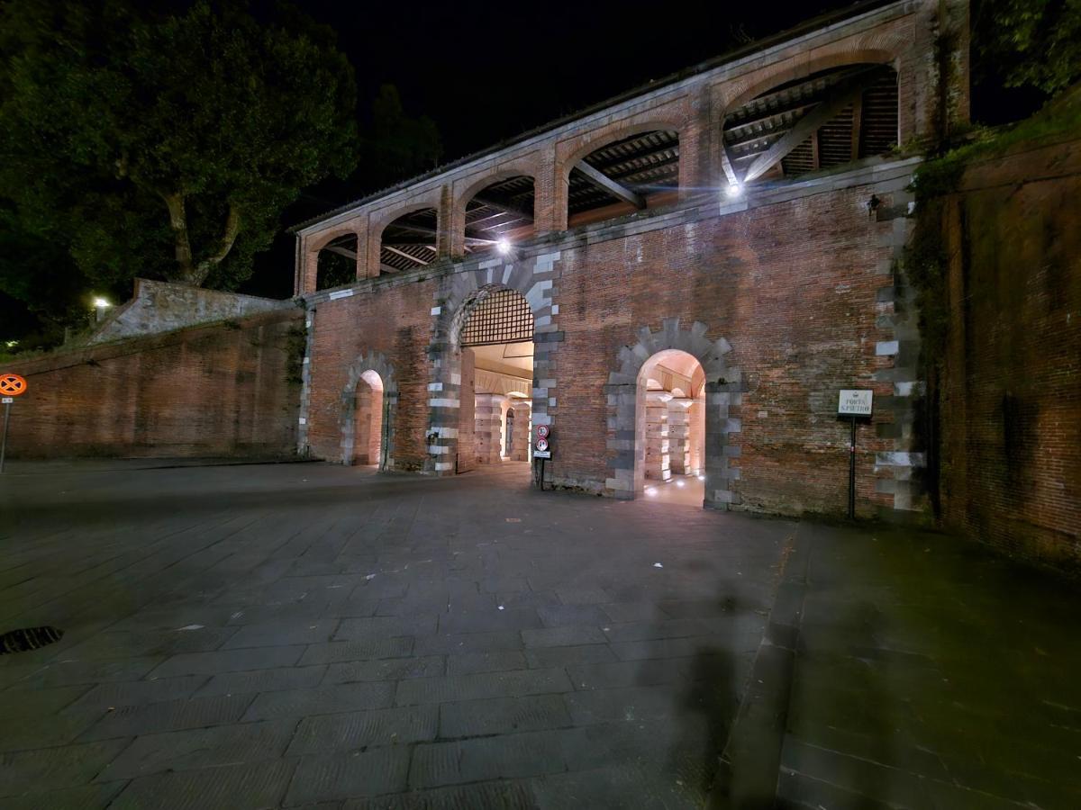 Lucca Walls Dream - Air Cond - Wi-Fi - Panoramic In Front Of The Historical Walls - Exteriér fotografie